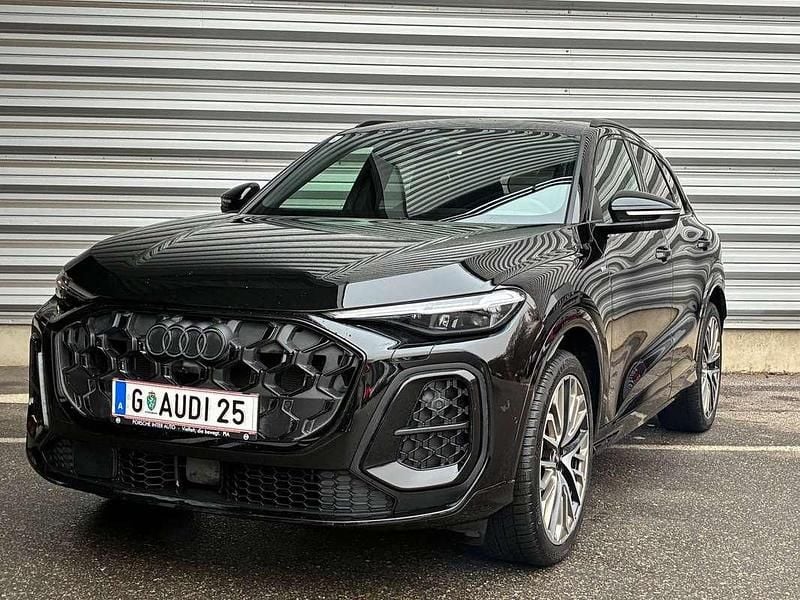 Gebraucht Audi Q5 Ambiente 204 PS (150 kW) 2025 Schwarz SUV