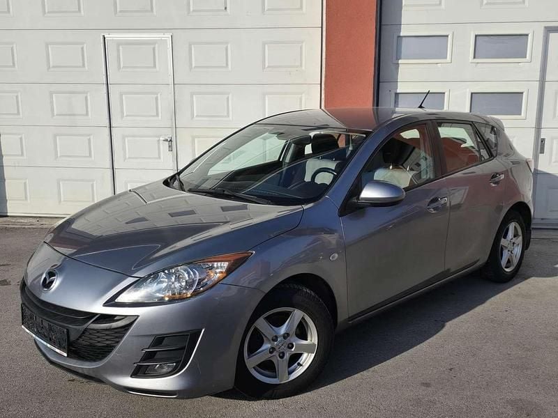 Gebraucht Mazda 3 Inclusive 105 PS (77 kW) 2010 Grau Limousine