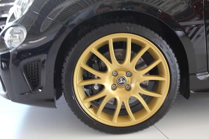 Gebraucht Abarth 695 180 PS (132 kW) 2024 Schwarz Kleinwagen