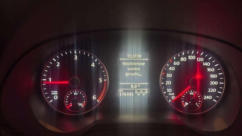 Gebraucht VW Sharan 140 PS (102 kW) 2015 Weiß Van / Kleinbus