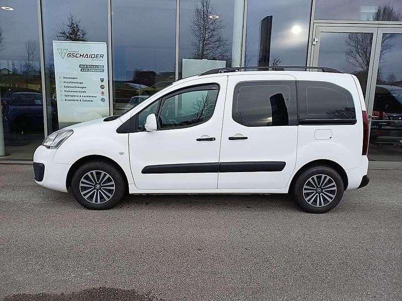 Gebraucht Peugeot TePee Active 99 PS (72 kW) 2015 Weiß Kombi