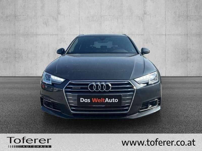 Gebraucht Audi A4 Sport 190 PS (139 kW) 2018 Dunkelgrau  metallic Kombi