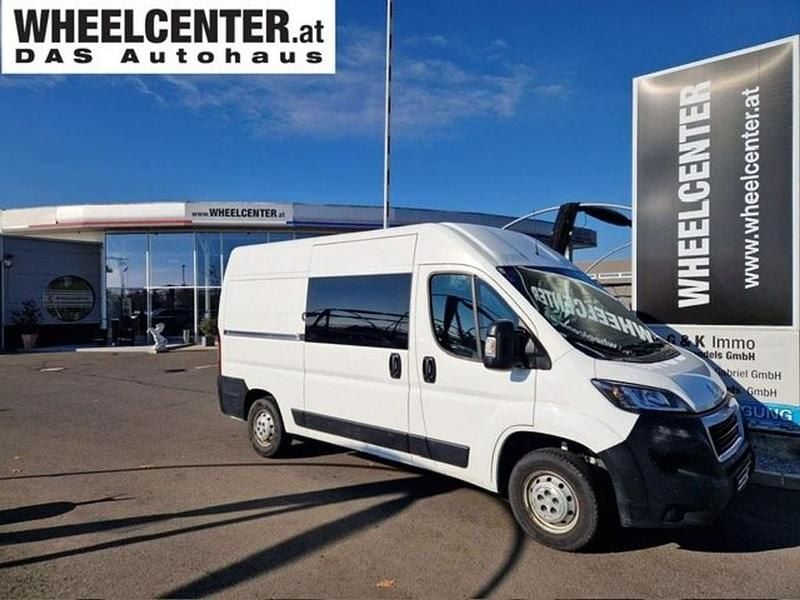 Gebraucht Peugeot Boxer 140 PS (102 kW) 2021 Weiß Van