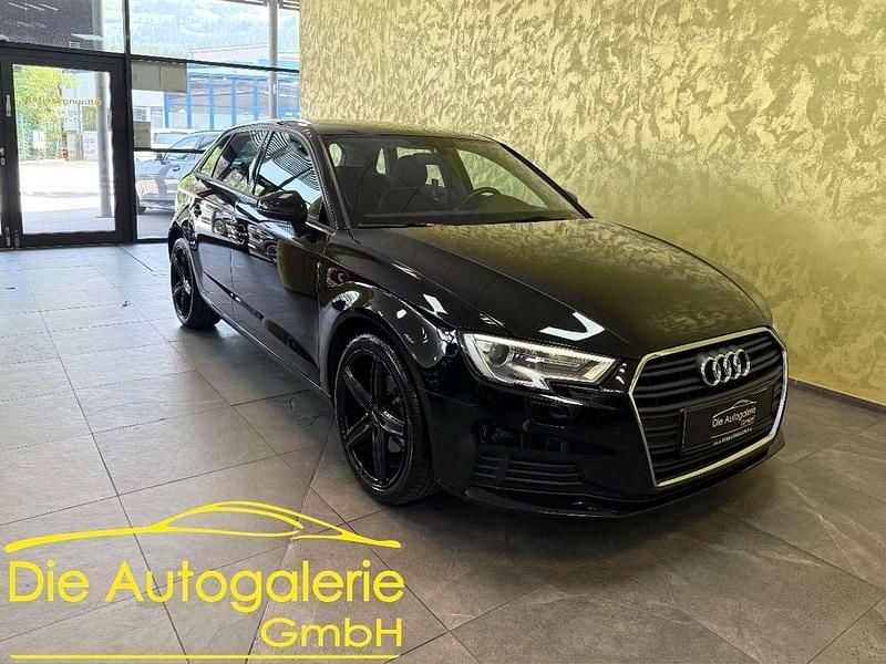 Gebraucht Audi A3 Sport 116 PS (85 kW) 2020 Schwarz Kleinwagen