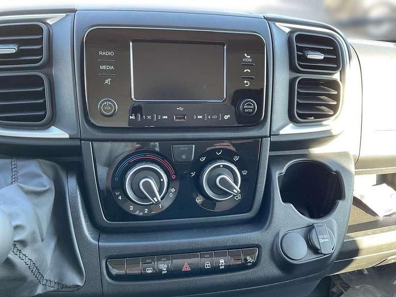 Neu Fiat Ducato 140 PS (102 kW) 2025 Weiß Van