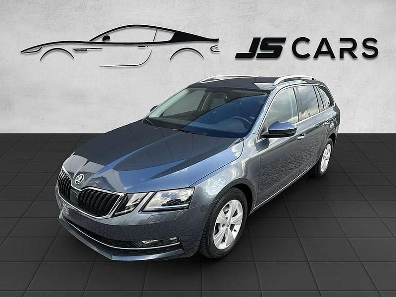 Grau Gebraucht 2019 Skoda Octavia Style Kombi | € 16.950 (Fairer Preis) - Bild 1/4