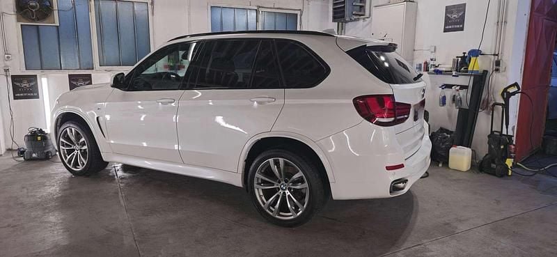 Gebraucht BMW X5 M Sport 258 PS (189 kW) 2015 Weiß SUV