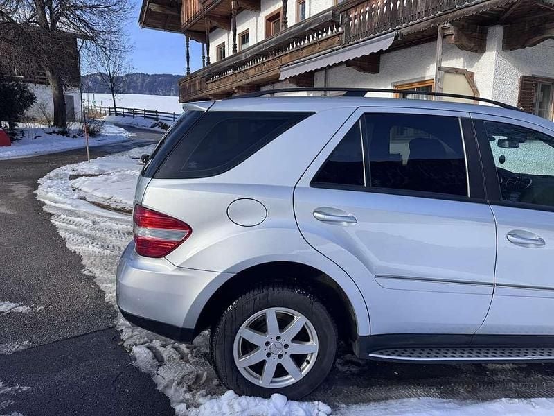 Gebraucht Mercedes ML280 190 PS (139 kW) 2006 SUV