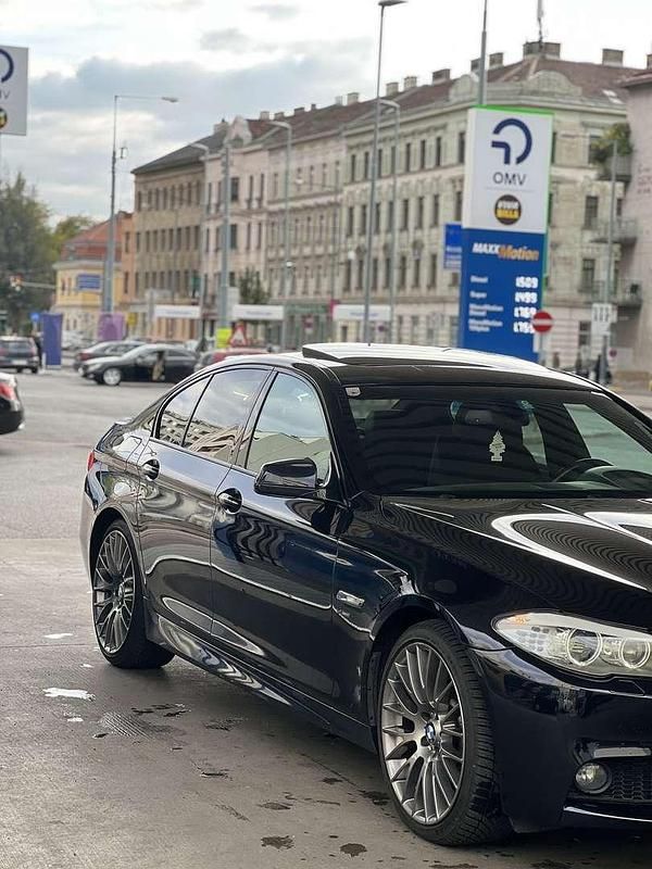 Gebraucht BMW 530 258 PS (189 kW) 2012 Limousine