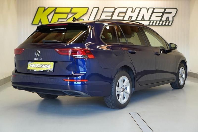 Gebraucht VW Golf VIII 116 PS (85 kW) 2021 Blau Kombi