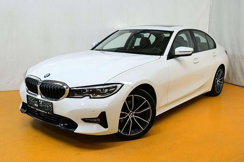 Weiß Gebraucht 2019 BMW 318 Limousine | € 27.990 (Teuer) - Bild 1/4