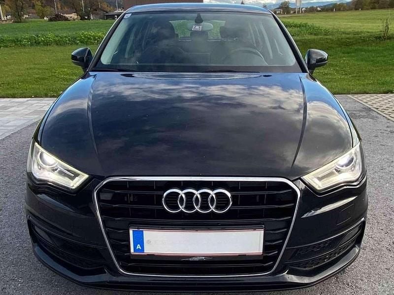 Gebraucht Audi A3 Ambiente 122 PS (89 kW) 2013 Schwarz Limousine
