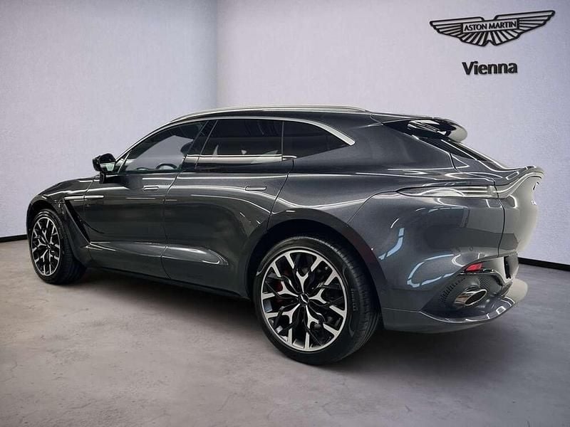 Gebraucht Aston Martin DBX 549 PS (403 kW) 2021 Grau SUV