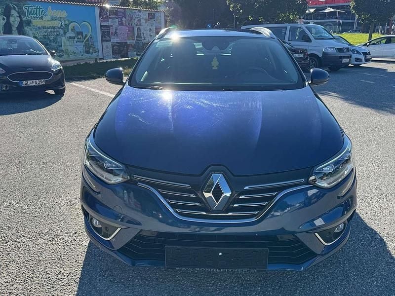Gebraucht Renault Mégane GrandTour Bose Edition 131 PS (96 kW) 2017 Blau Kombi