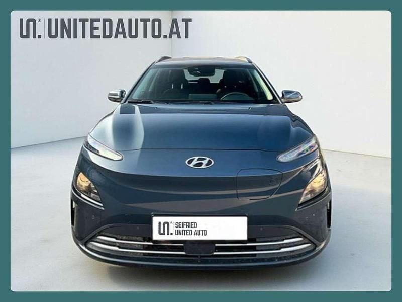 Gebraucht Hyundai Kona Trend 100 kW (136 PS) 2022 Blau SUV