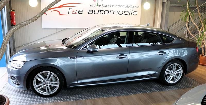Gebraucht Audi A5 Sportback Sport 231 PS (169 kW) 2019 Grau Kleinwagen