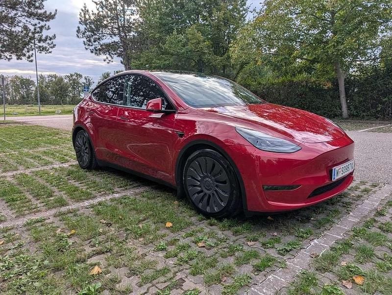 Gebraucht Tesla Model Y 258 kW (351 PS) 2021 Rot SUV