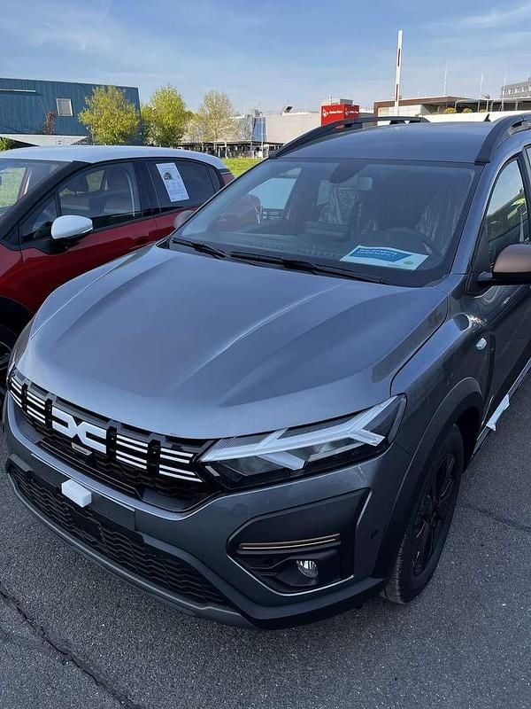 Gebraucht Dacia Jogger Extreme 122 PS (89 kW) 2024 Van / Kleinbus