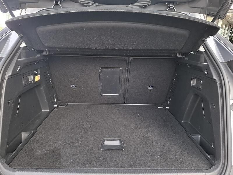 Gebraucht Peugeot 3008 Allure 131 PS (96 kW) 2020 Grau SUV