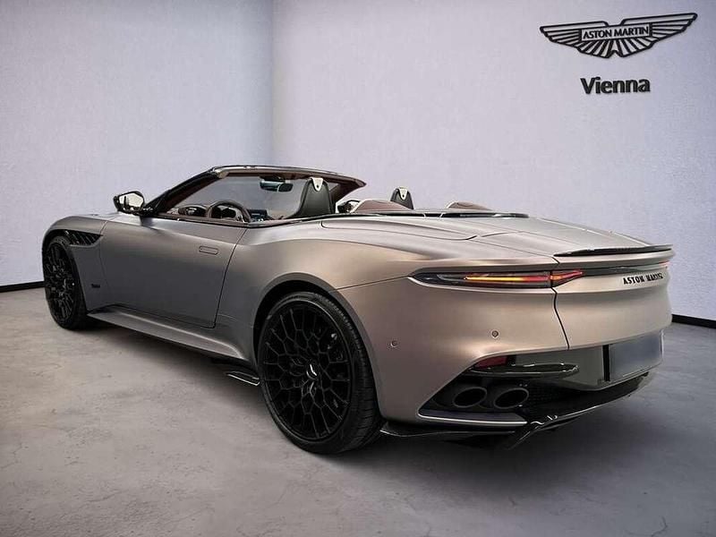 Gebraucht Aston Martin DBS 770 PS (566 kW) 2023 Braun Cabrio