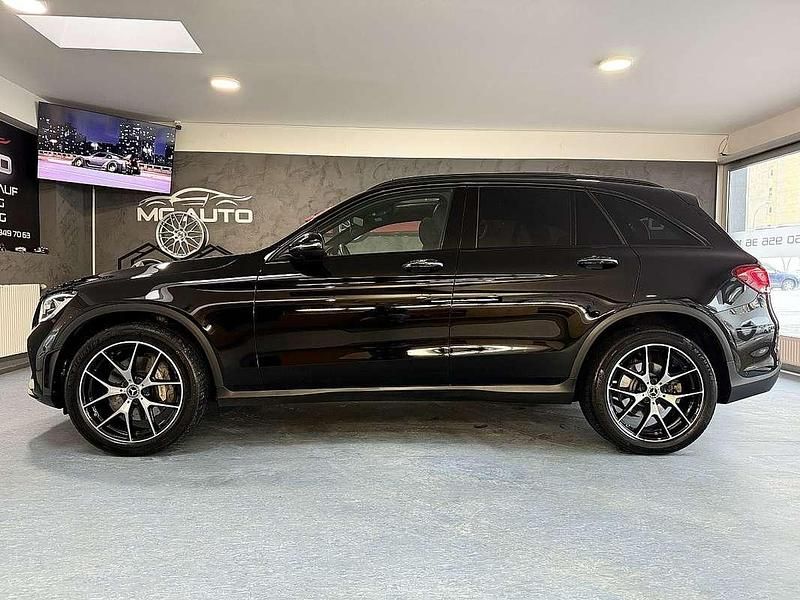 Gebraucht Mercedes GLC220 AMG line 194 PS (142 kW) 2022 Schwarz SUV