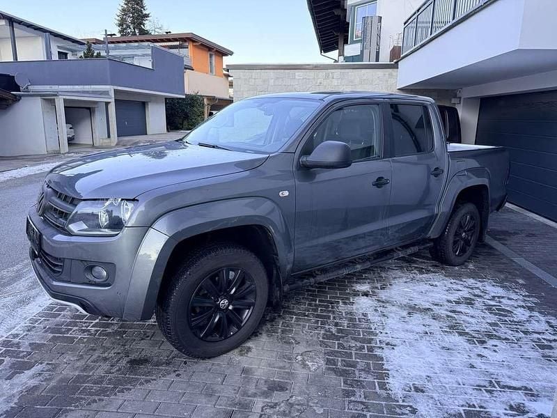 Gebraucht VW Amarok Dark Label 179 PS (131 kW) 2015 Grau Abholung