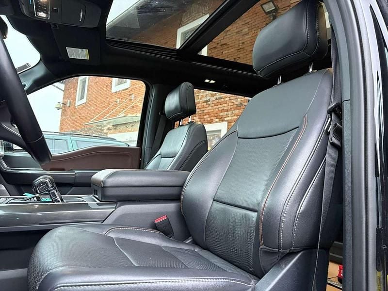 Gebraucht Ford F-150 Lariat 405 PS (297 kW) 2021 Schwarz Abholung