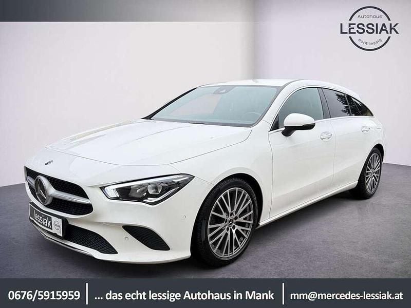 Weiß Gebraucht 2020 Mercedes CLA200 Kombi | € 27.900 (Fairer Preis) - Bild 1/4