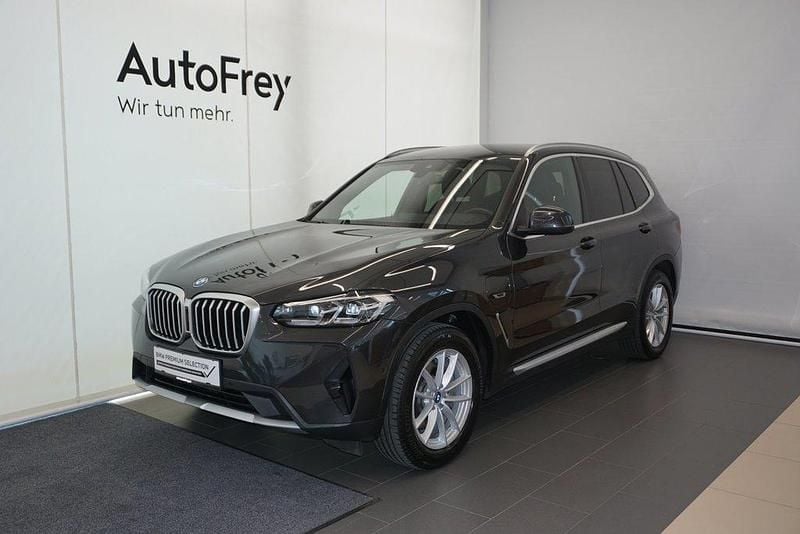 Gebraucht BMW X3 Efficient Dynamics 184 PS (135 kW) 2022 Sophistograu brillanteffekt SUV