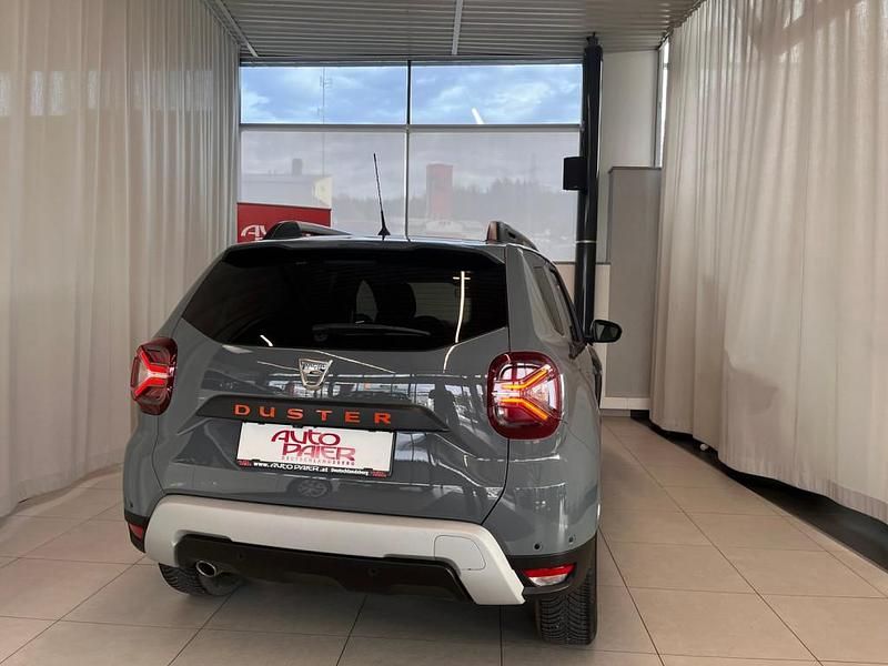 Gebraucht Dacia Duster Extreme 114 PS (83 kW) 2022 Grau SUV
