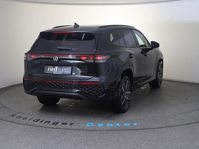 Neu VW Tayron Sport 193 PS (141 kW) 2026 Schwarz  metallic SUV