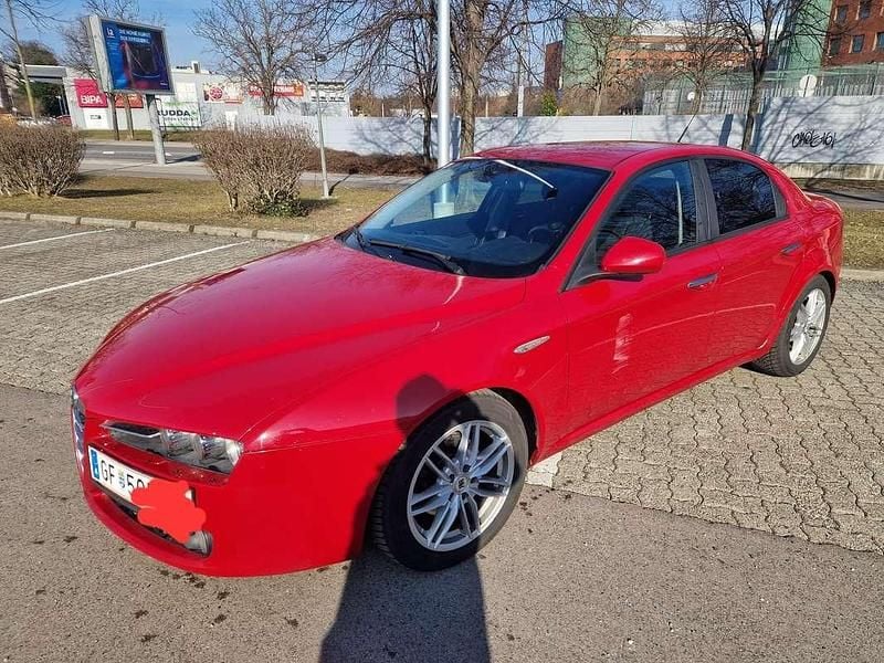 Gebraucht Alfa Romeo 159 185 PS (136 kW) 2008 Rot Limousine