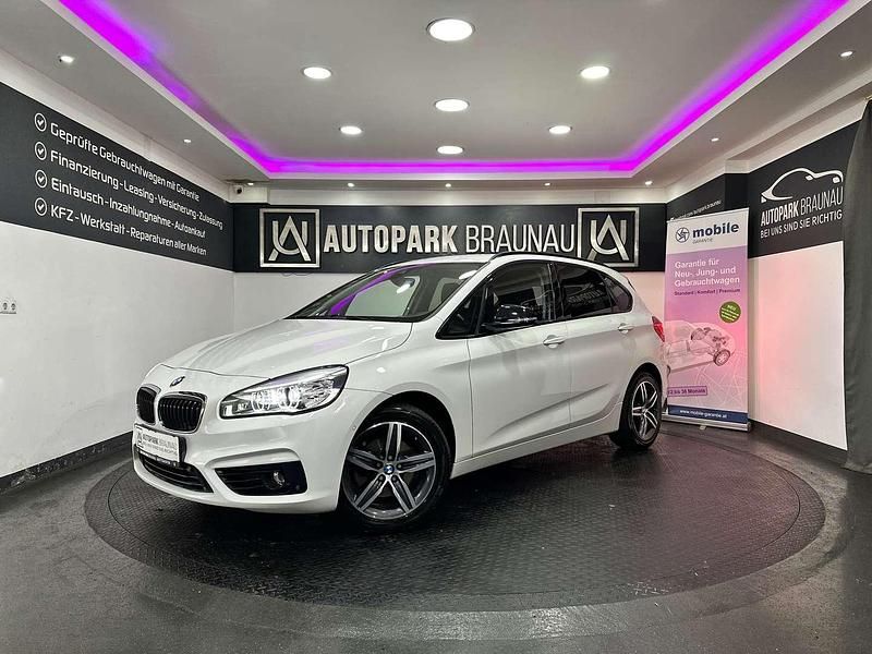 Weiß Gebraucht 2015 BMW 216 Sport Line Van / Kleinbus | € 13.999 - Bild 1/4