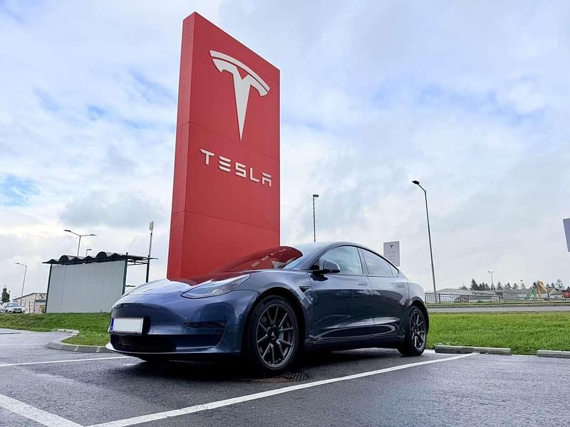 Gebraucht 2022 Tesla Model 3 Long Range AWD Limousine | € 24.200 (Fairer Preis) - Bild 1/4