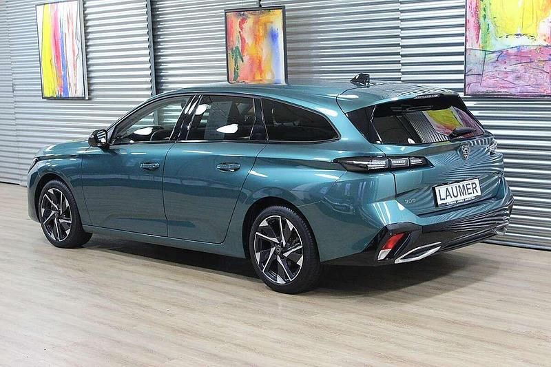 Gebraucht Peugeot 308 SW Allure 131 PS (96 kW) 2024 Blau Kombi