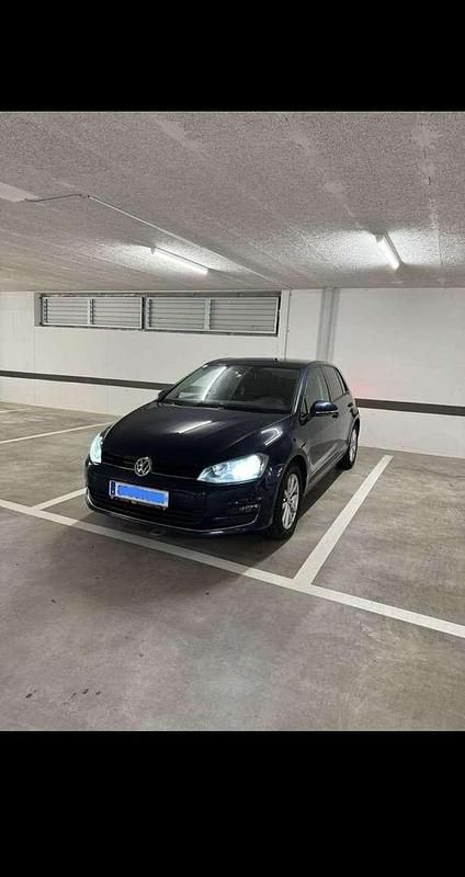 Gebraucht VW Golf VII Highline 105 PS (77 kW) 2012 Limousine