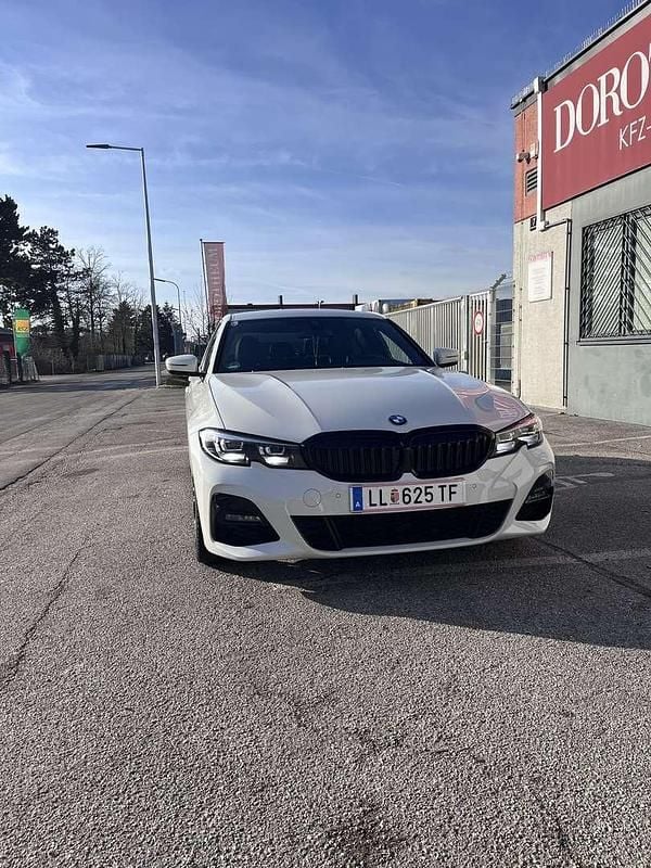Gebraucht BMW 320 M Sport 190 PS (139 kW) 2019 Limousine