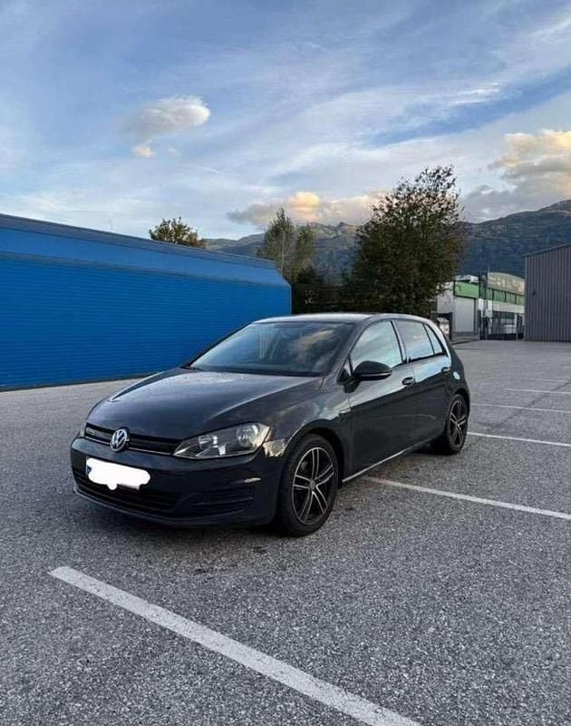 Gebraucht VW Golf VII Comfortline 110 PS (80 kW) 2015 Limousine