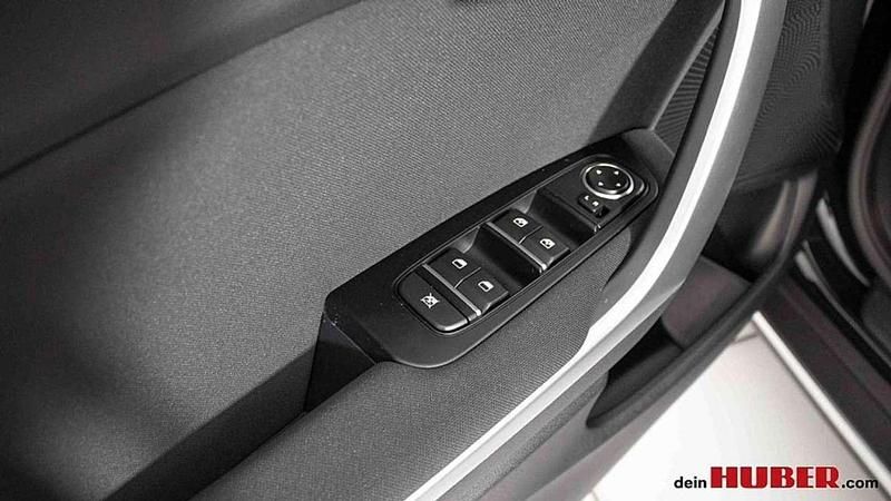 Gebraucht Kia XCeed 120 PS (88 kW) 2025 Schwarz SUV