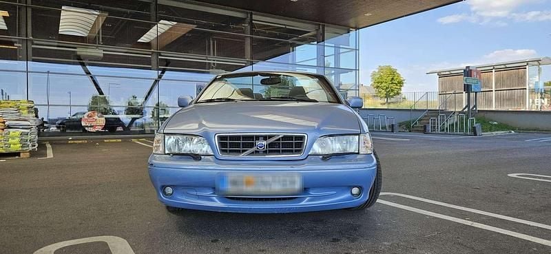 Gebraucht Volvo C70 163 PS (119 kW) 2002 Blau Cabrio