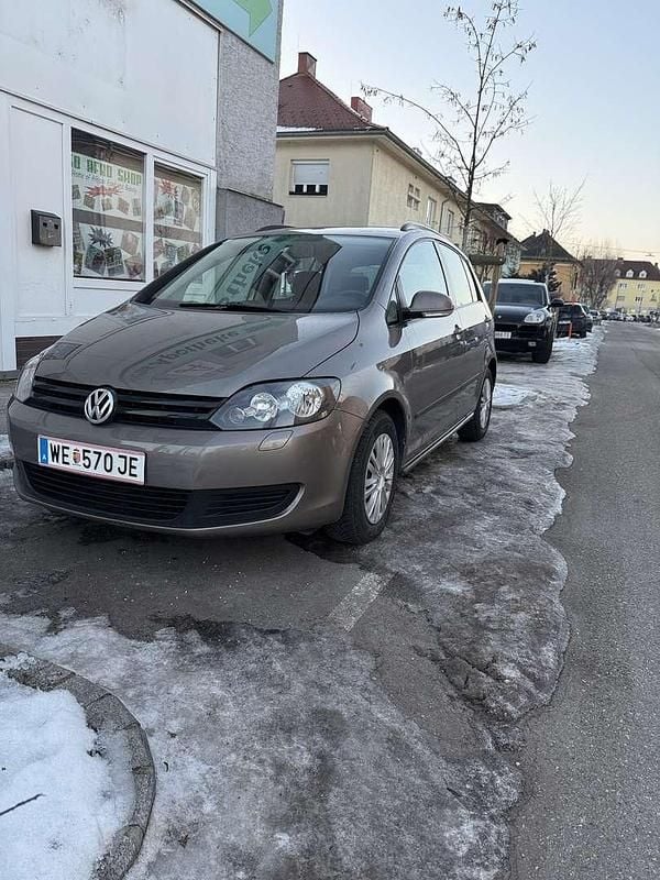 Gebraucht VW Golf VI Trendline 90 PS (66 kW) 2009 Kleinwagen