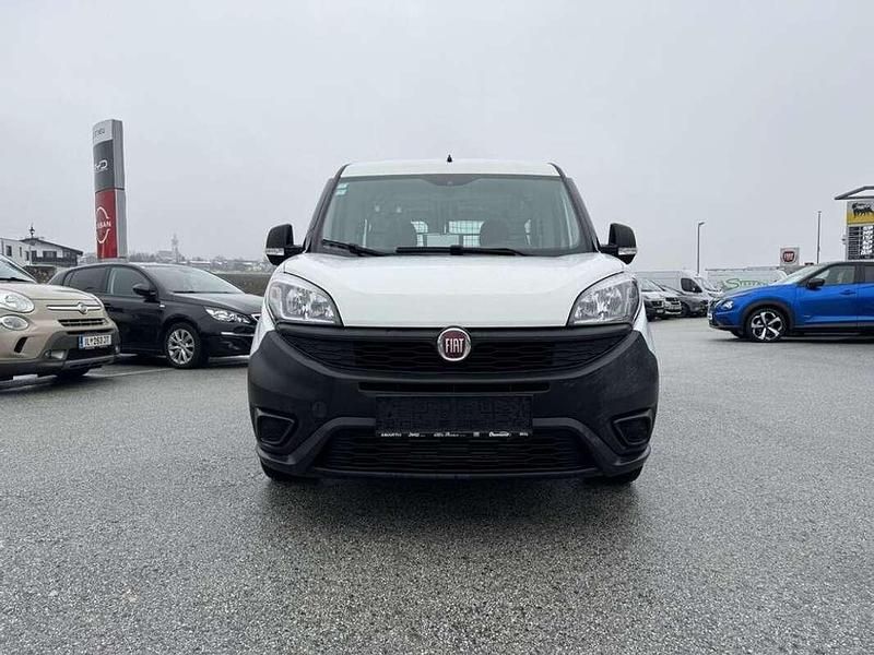 Gebraucht Fiat Doblò 95 PS (69 kW) 2017 Weiß Van / Kleinbus