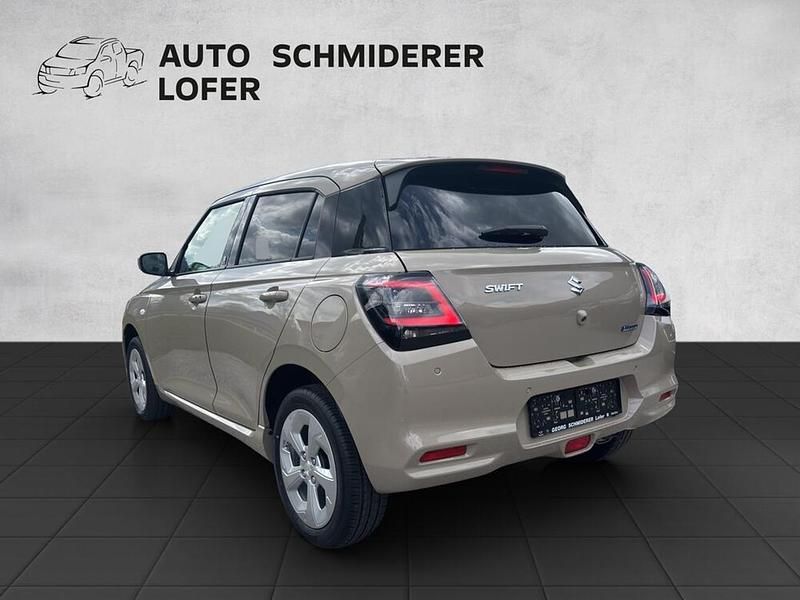 Neu Suzuki Swift 83 PS (61 kW) 2025 Beige Limousine