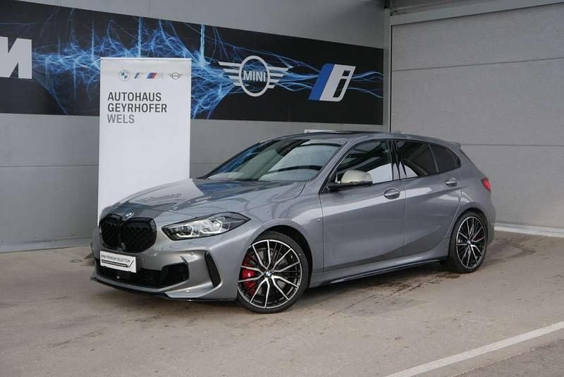 Gebraucht BMW M135 Shadowline 306 PS (225 kW) 2023 Grau Kleinwagen