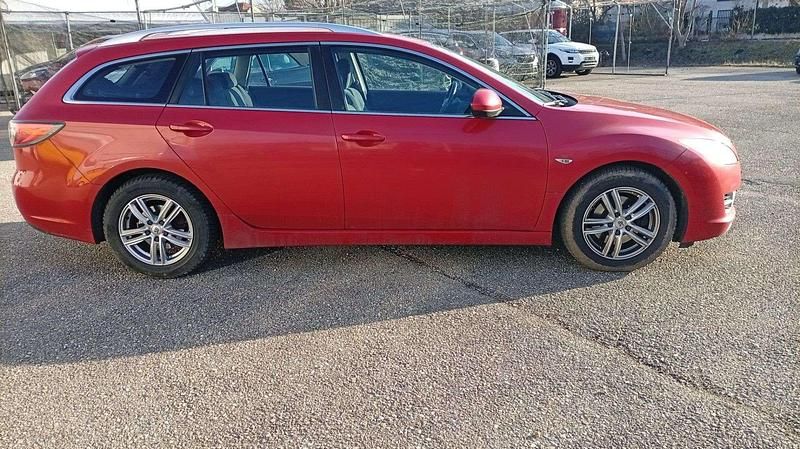 Gebraucht Mazda 6 Inclusive 125 PS (91 kW) 2009 Rot Kombi