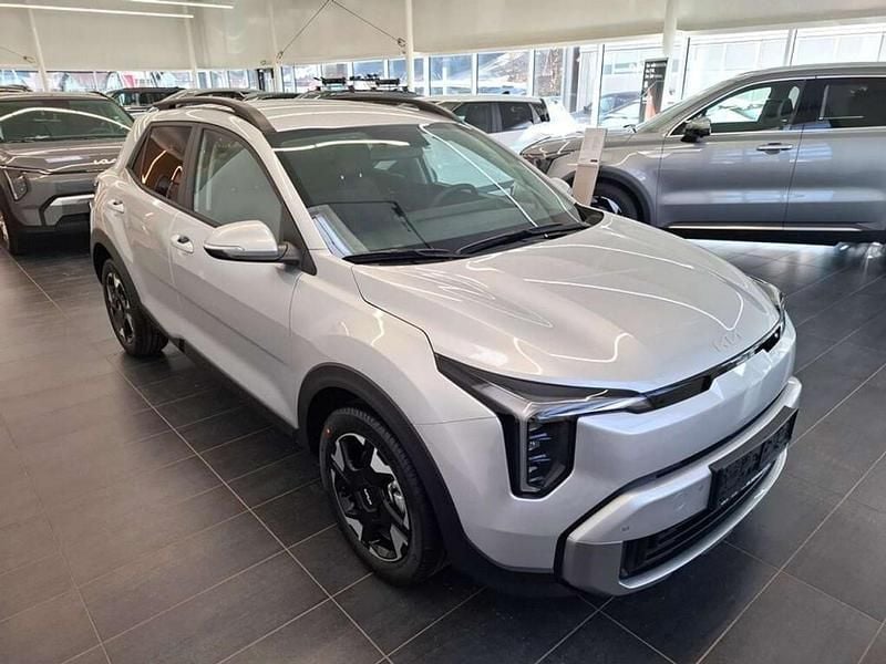 Neu Kia Stonic Silver 116 PS (85 kW) 2026 SUV