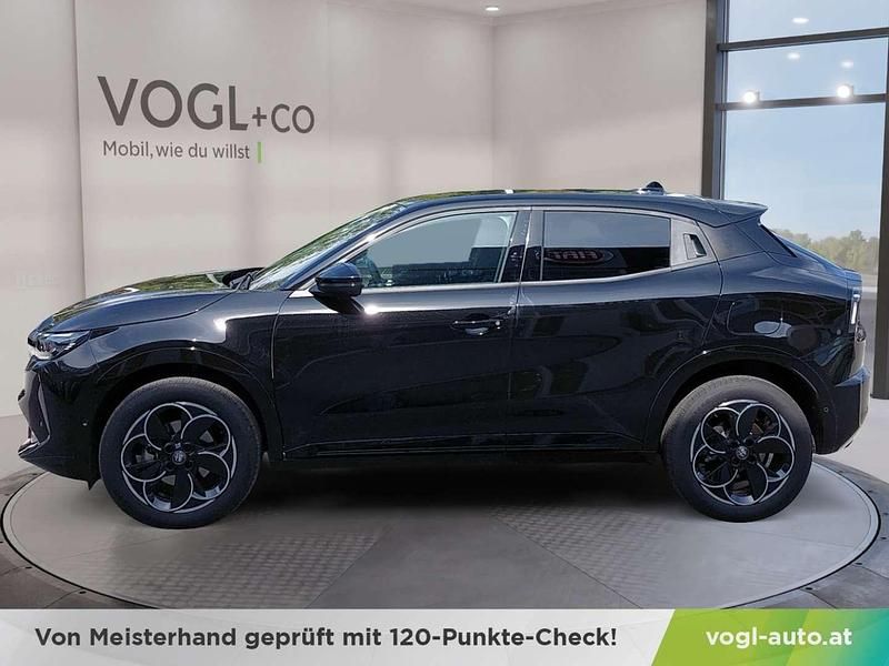 Gebraucht Alfa Romeo Junior 145 PS (106 kW) 2025 Schwarz SUV
