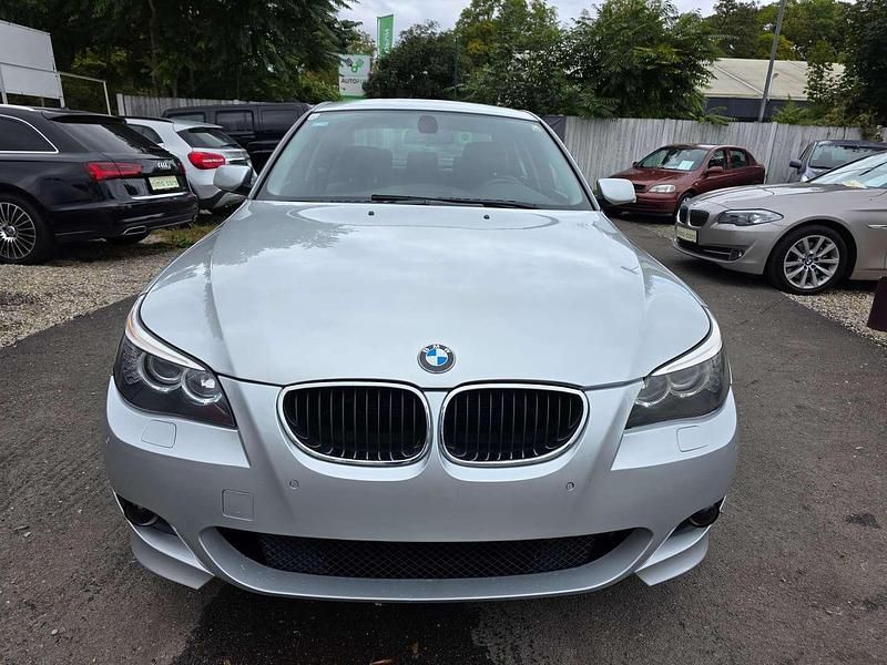 Gebraucht BMW 520 177 PS (130 kW) 2009 Grau Limousine