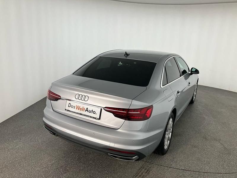 Gebraucht Audi A4 163 PS (119 kW) 2024 Silber Limousine