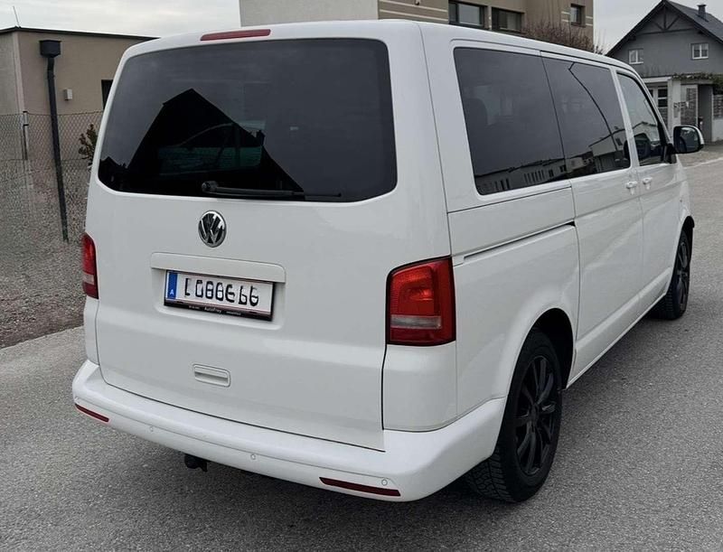 Gebraucht VW Multivan Startline 140 PS (102 kW) 2014 Van